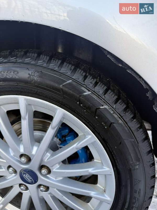 Минивэн Ford C-Max 2014 в Чернигове