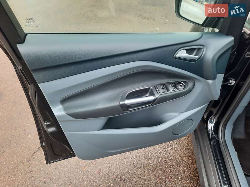 Мінівен Ford C-Max 2011 в Рівному фото 21 Мінівен Ford C-Max 2011 в Рівному