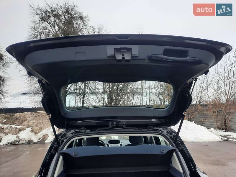 Мінівен Ford C-Max 2011 в Рівному фото 43 Мінівен Ford C-Max 2011 в Рівному