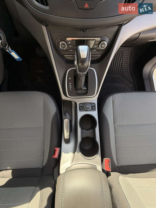 Минивэн Ford C-Max 2014 в Киеве