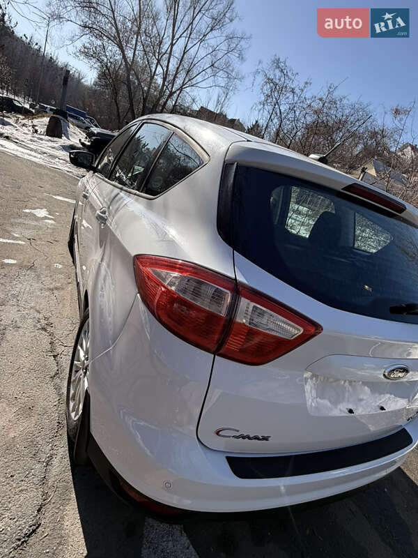 Минивэн Ford C-Max 2014 в Киеве
