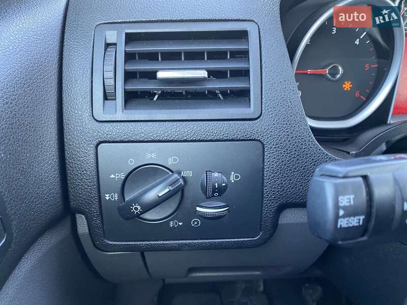 Минивэн Ford C-Max 2010 в Львове