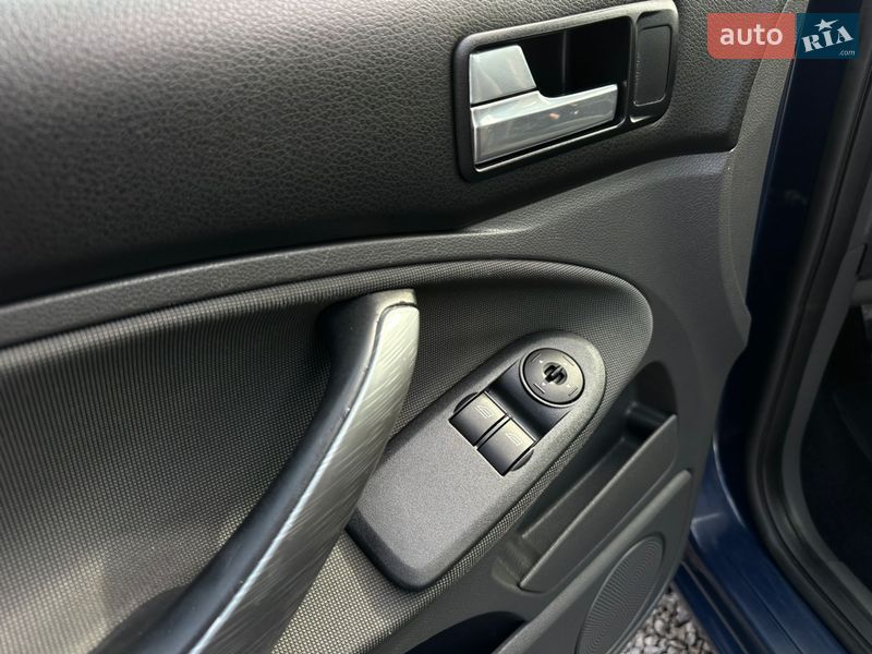 Минивэн Ford C-Max 2008 в Виннице