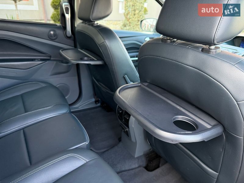 Минивэн Ford C-Max 2012 в Стрые