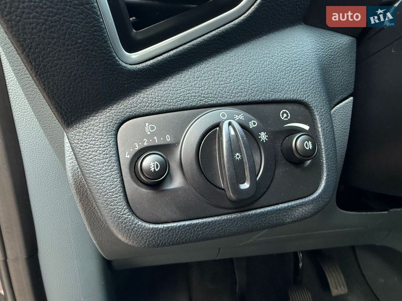 Минивэн Ford C-Max 2012 в Стрые