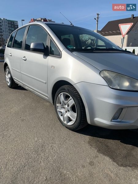 Минивэн Ford C-Max 2009 в Вараше