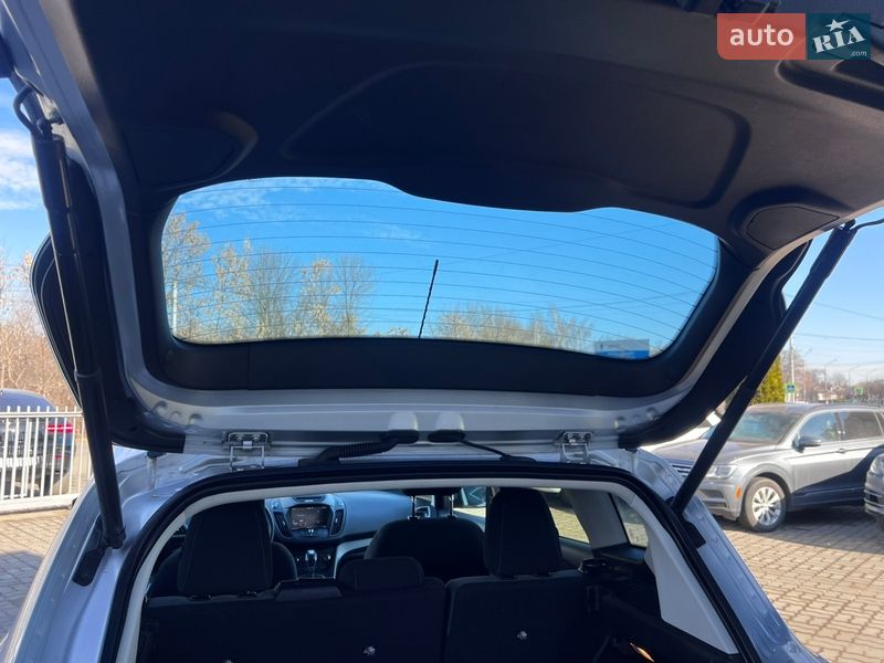 Минивэн Ford C-Max 2013 в Нововолынске