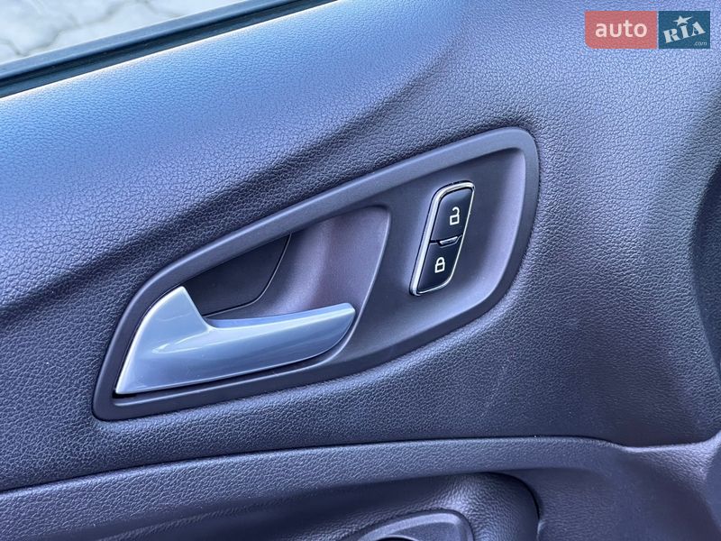 Минивэн Ford C-Max 2013 в Нововолынске