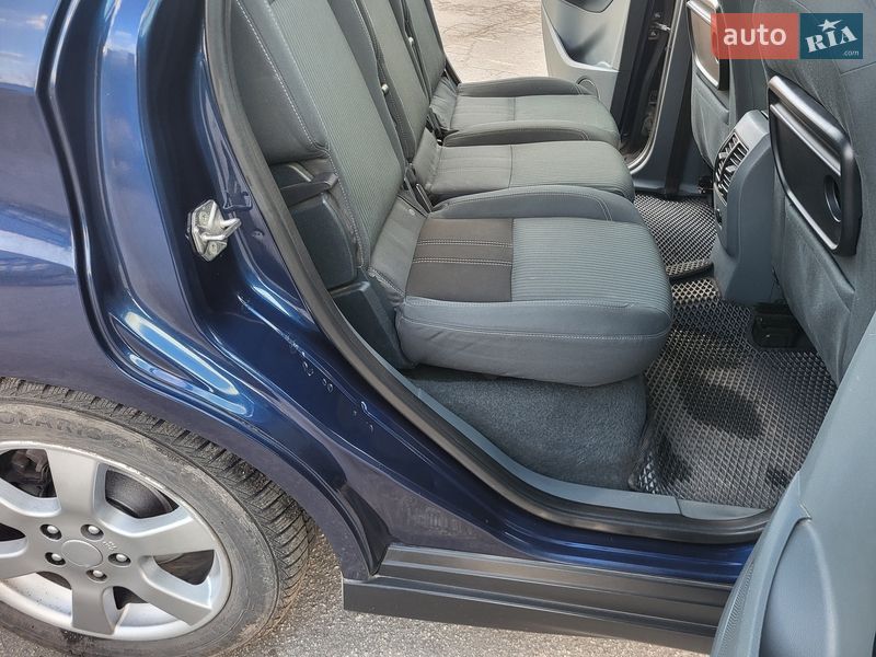 Минивэн Ford C-Max 2011 в Запорожье