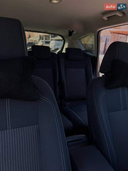 Минивэн Ford C-Max 2013 в Коростене
