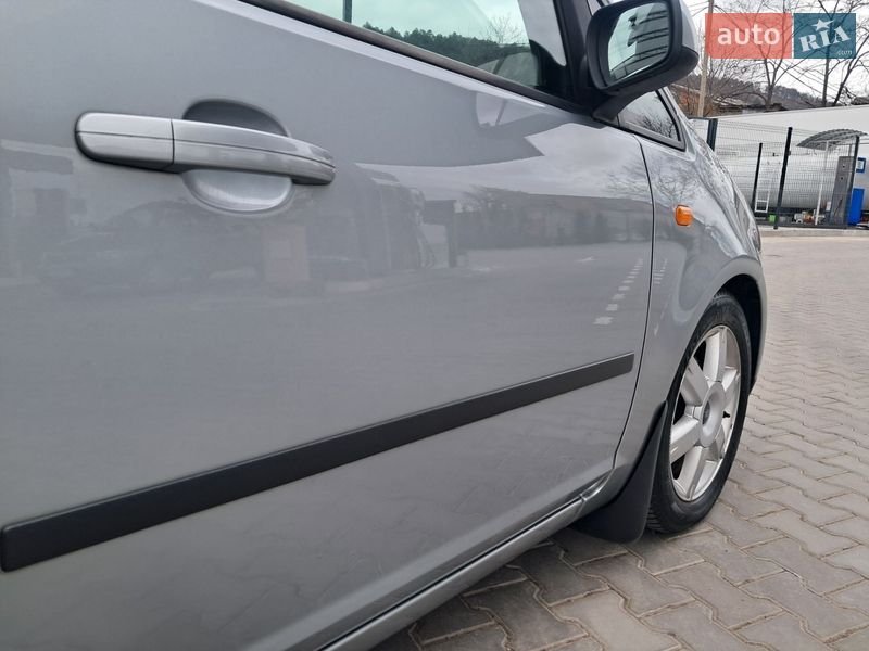 Минивэн Ford C-Max 2005 в Могилев-Подольске