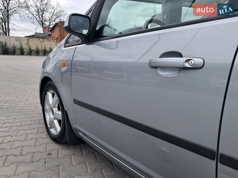 Минивэн Ford C-Max 2005 в Могилев-Подольске