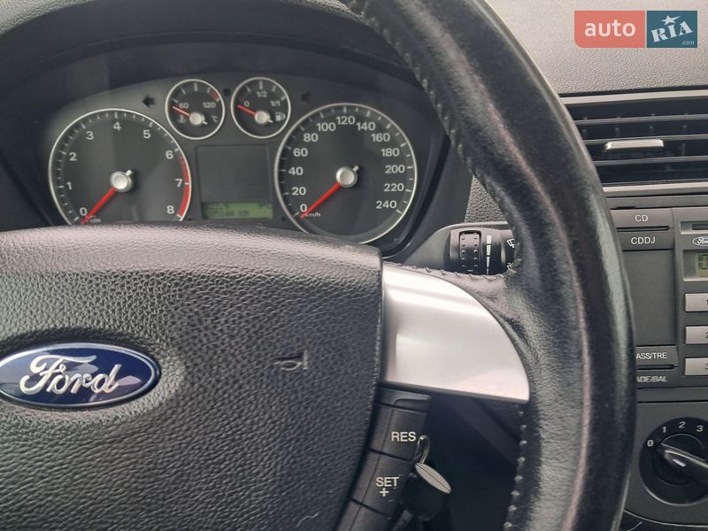 Минивэн Ford C-Max 2005 в Могилев-Подольске