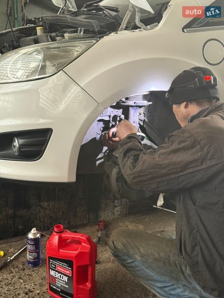 Минивэн Ford C-Max 2014 в Могилев-Подольске