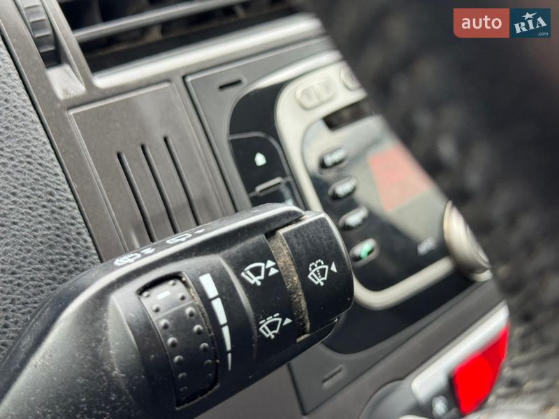 Минивэн Ford C-Max 2007 в Нетешине