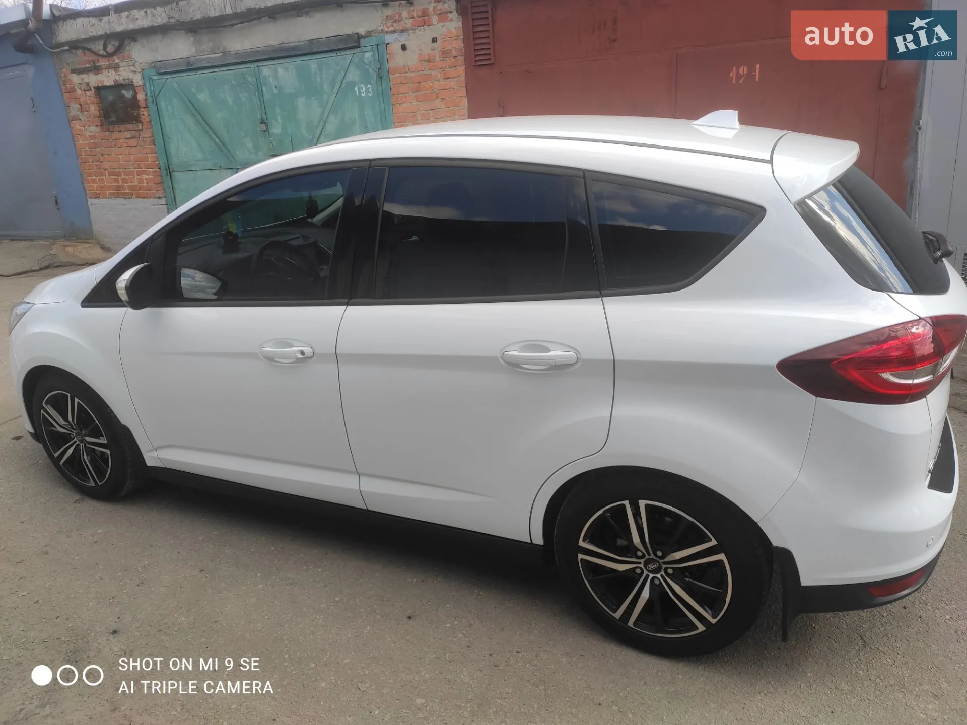 2016 Ford C-MAX - мініатюра 12