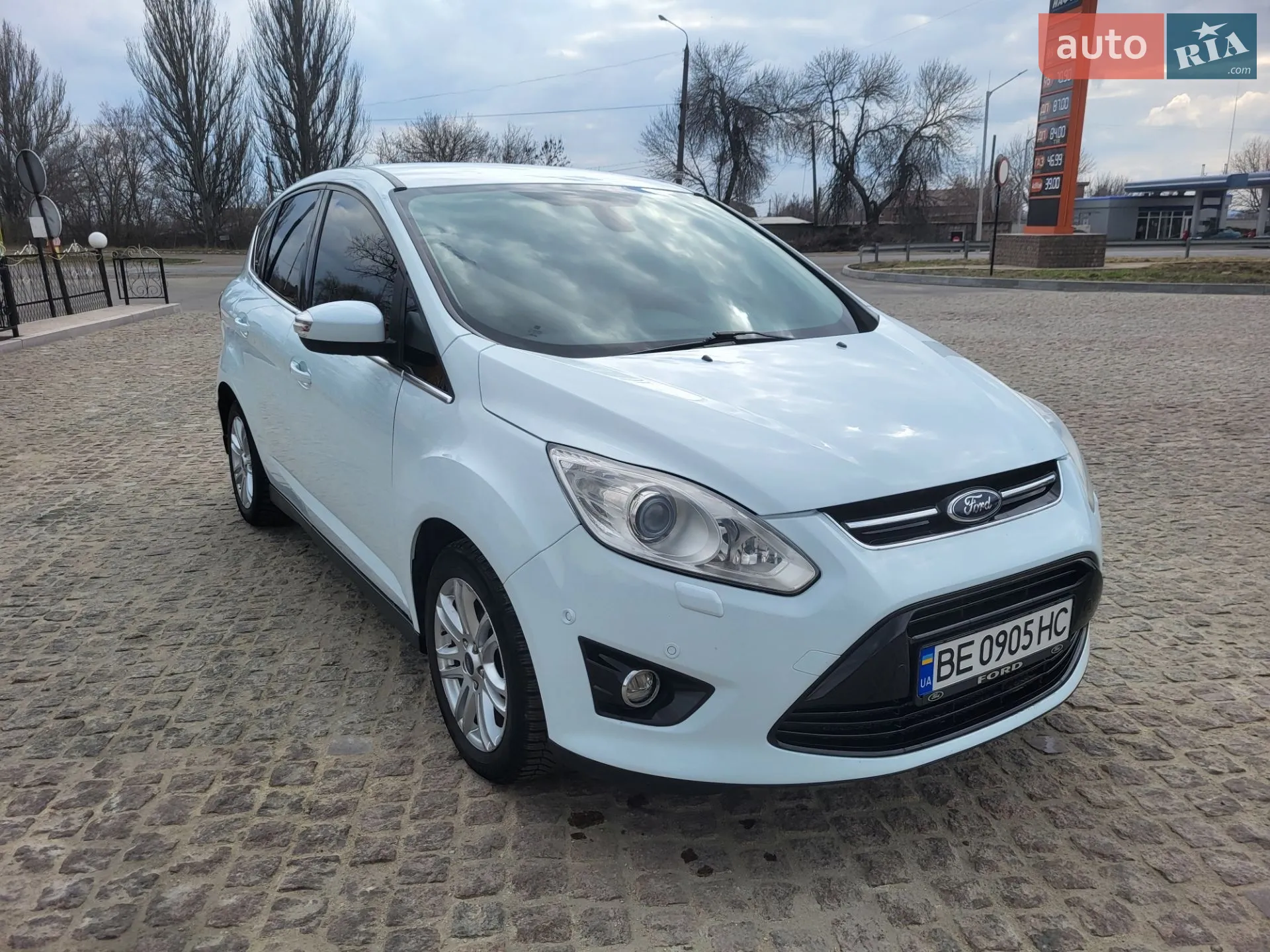 2011 Ford C-MAX - фото 1