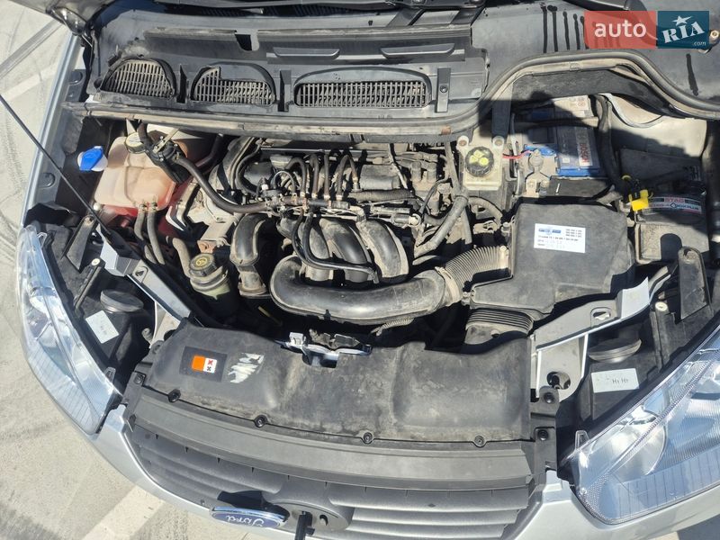 Мінівен Ford C-Max 2009 в Києві фото 8 Мінівен Ford C-Max 2009 в Києві