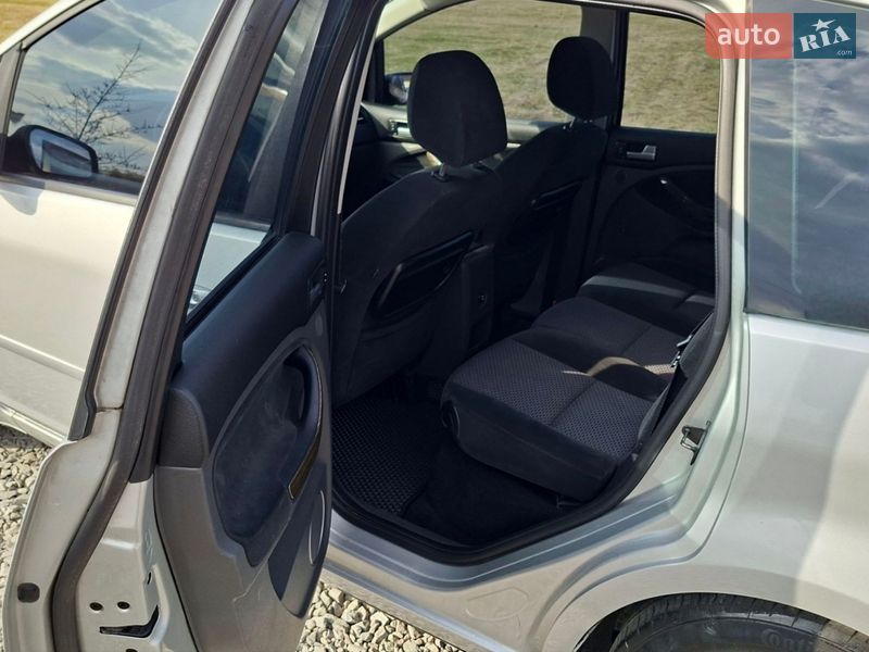 Мінівен Ford C-Max 2007 в Рівному фото 18 Мінівен Ford C-Max 2007 в Рівному