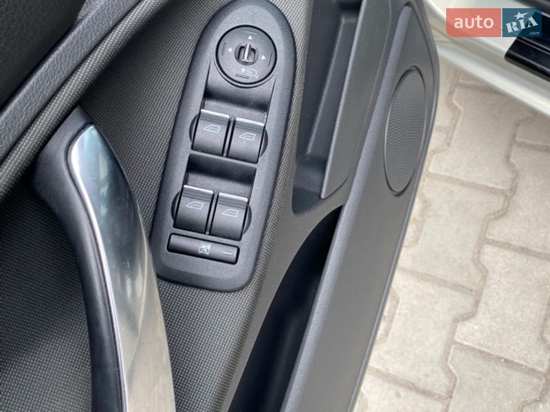 Минивэн Ford C-Max 2009 в Кременце фото 11 Минивэн Ford C-Max 2009 в Кременце