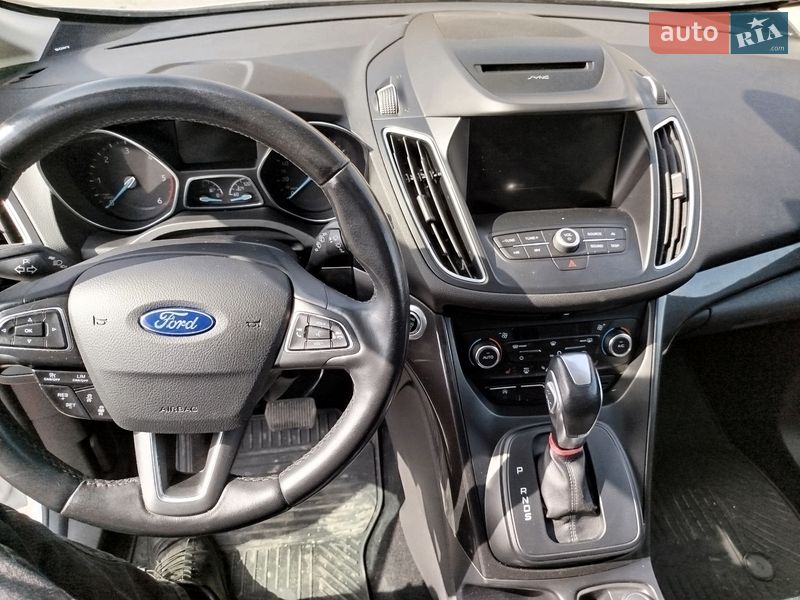 Мінівен Ford C-Max 2015 в Красилові