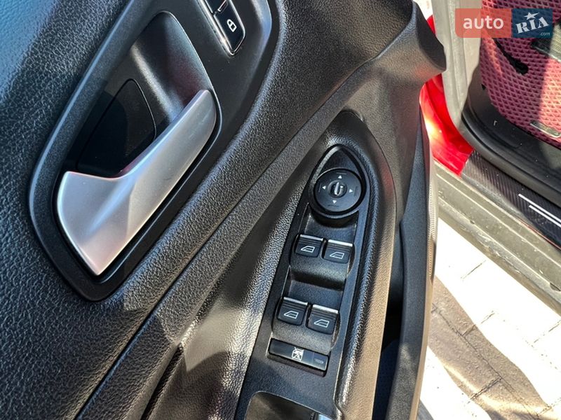 Минивэн Ford C-Max 2014 в Лохвице