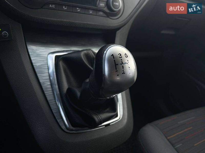 Минивэн Ford C-Max 2008 в Киеве