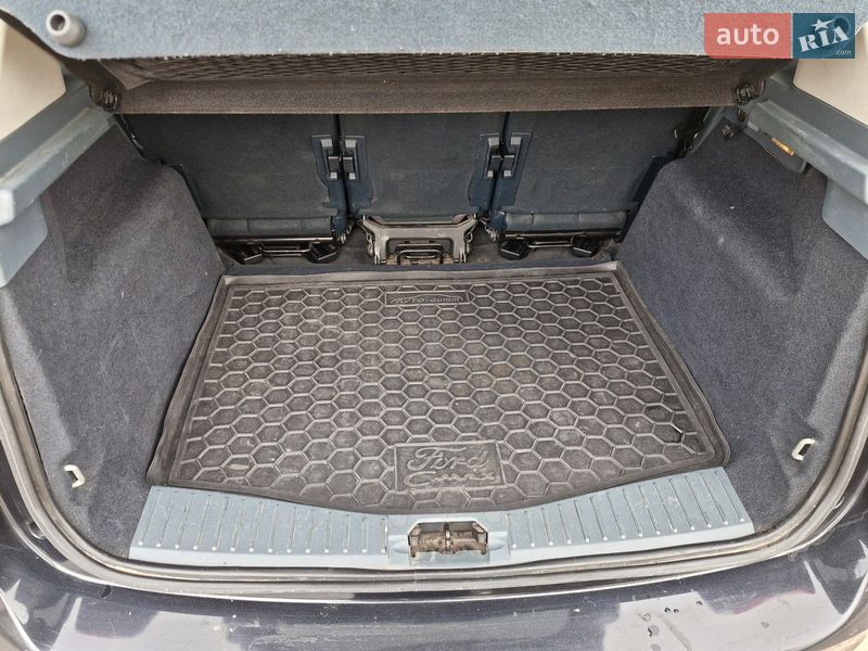 Минивэн Ford C-Max 2012 в Ладыжине