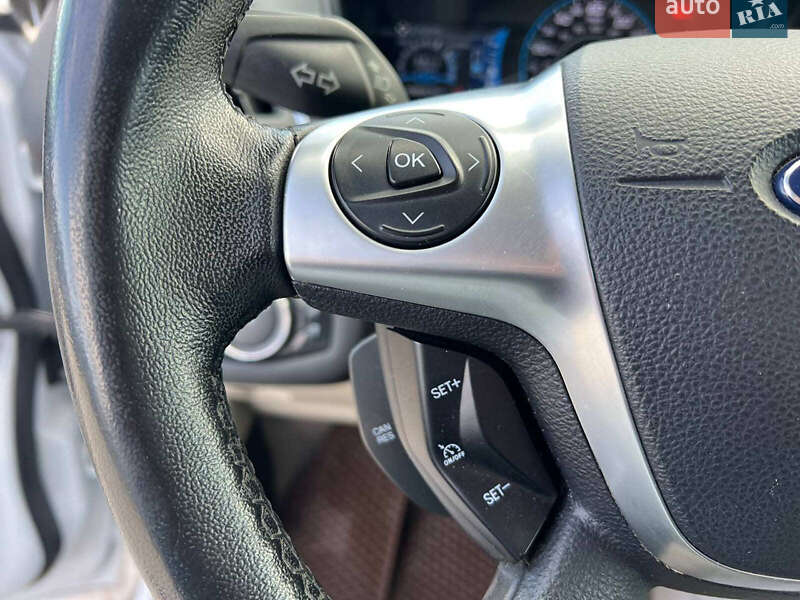 Минивэн Ford C-Max 2013 в Львове