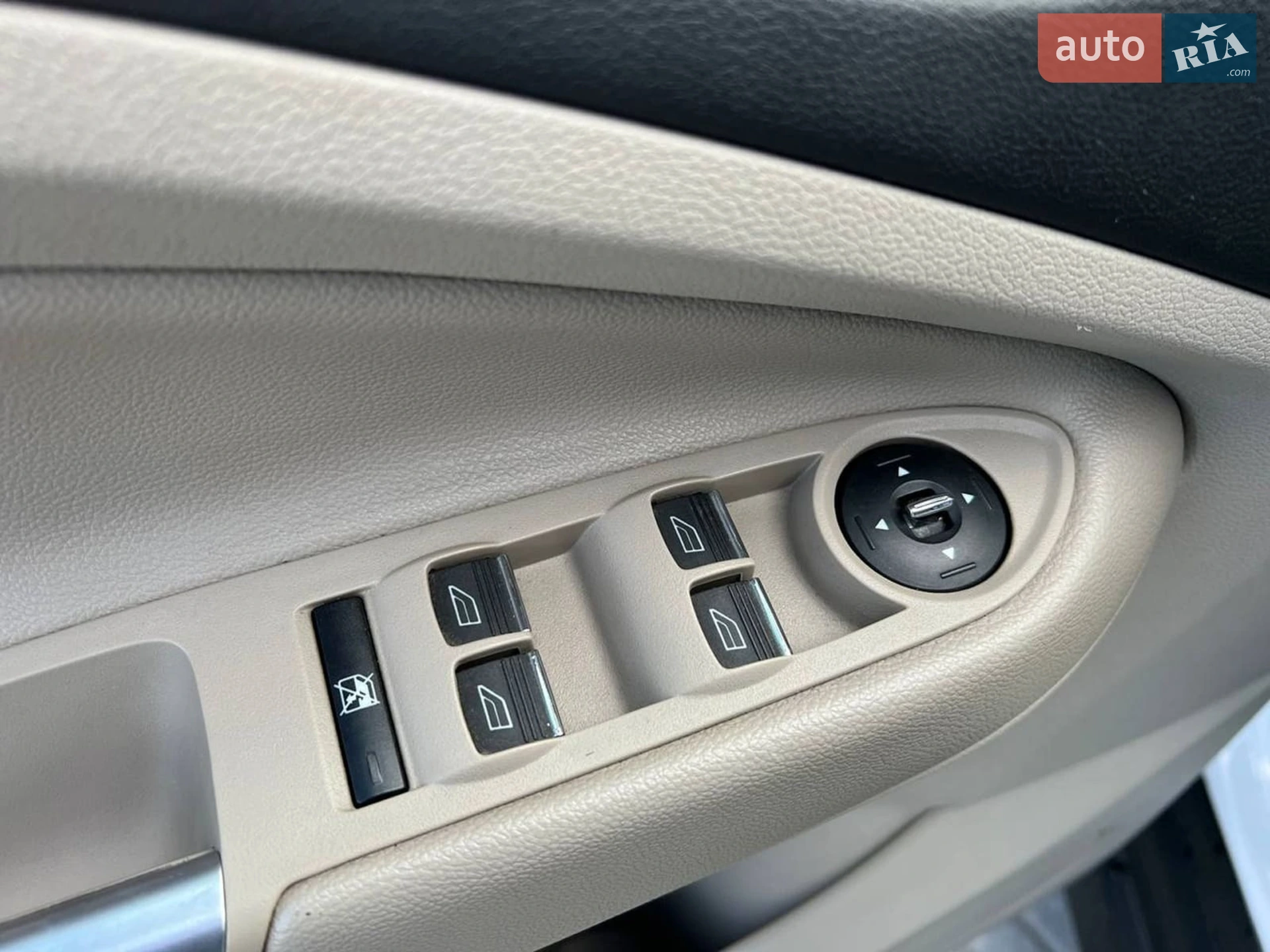 2013 Ford C-MAX - мініатюра 16