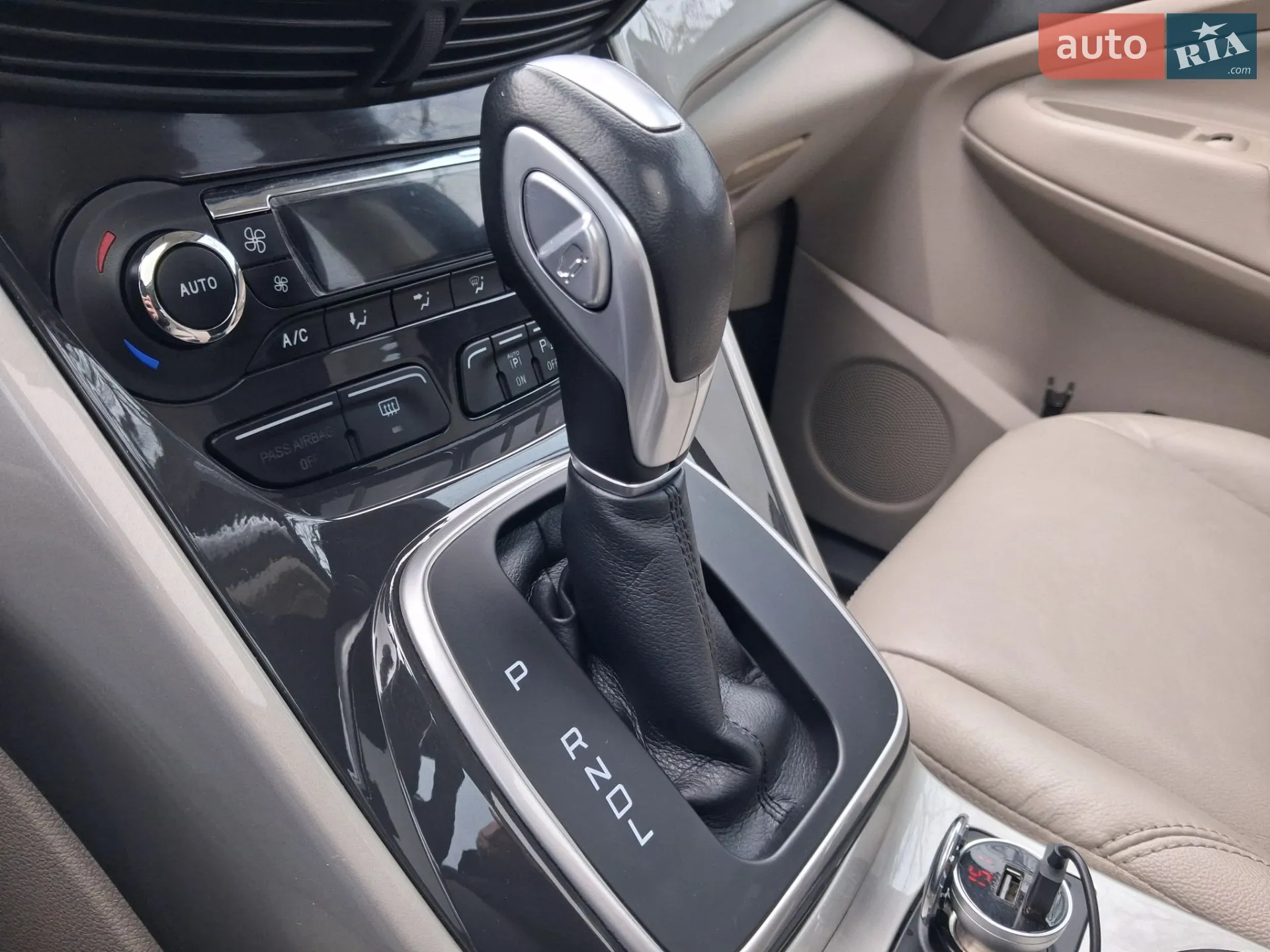 2015 Ford C-MAX - мініатюра 22
