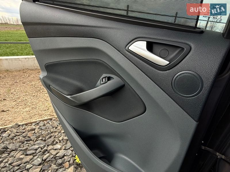 Минивэн Ford C-Max 2012 в Луцке