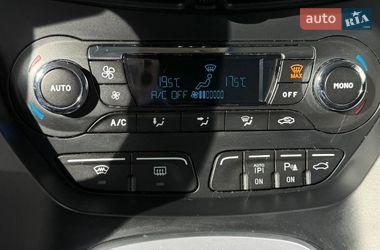 Минивэн Ford C-Max 2012 в Луцке
