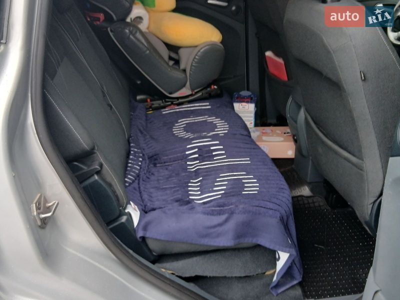 Минивэн Ford C-Max 2014 в Киеве