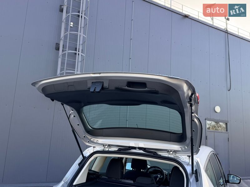 Мінівен Ford C-Max 2017 в Києві