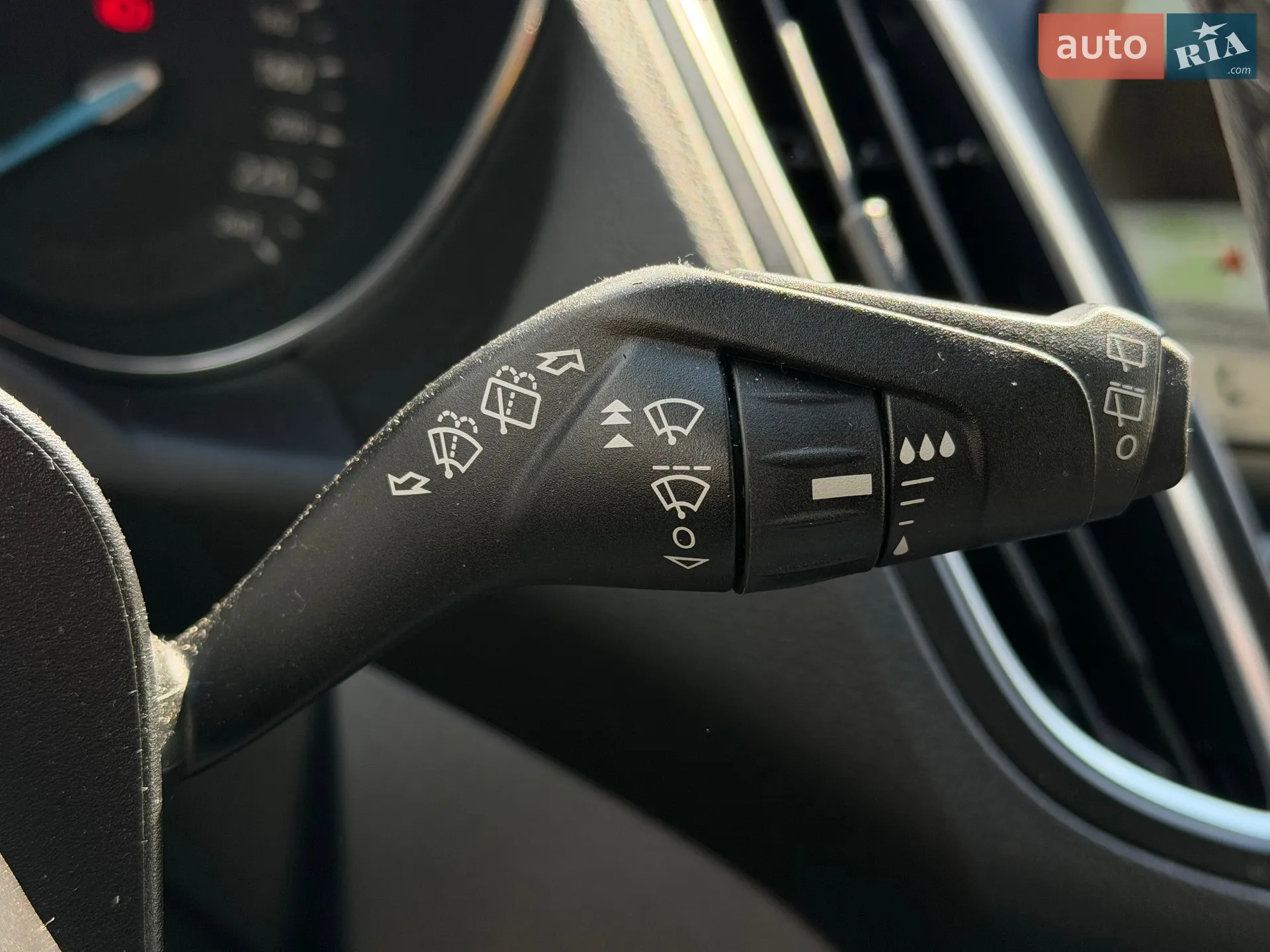 2018 Ford C-MAX - мініатюра 45
