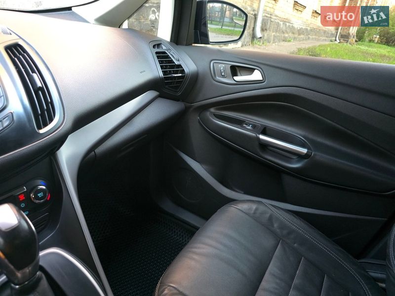 Минивэн Ford C-Max 2015 в Чернигове