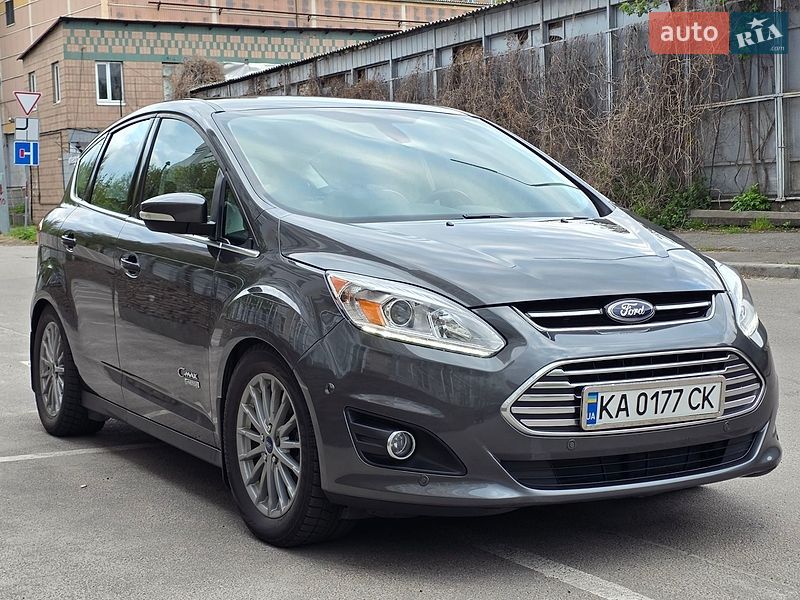 Минивэн Ford C-Max 2017 в Киеве