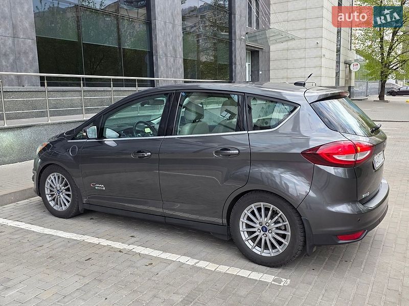 Минивэн Ford C-Max 2017 в Киеве