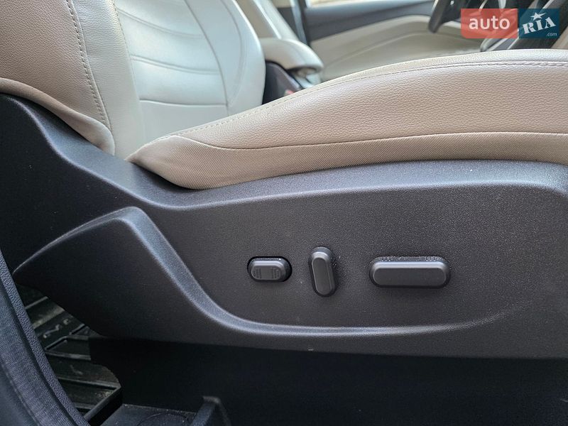 Минивэн Ford C-Max 2017 в Киеве