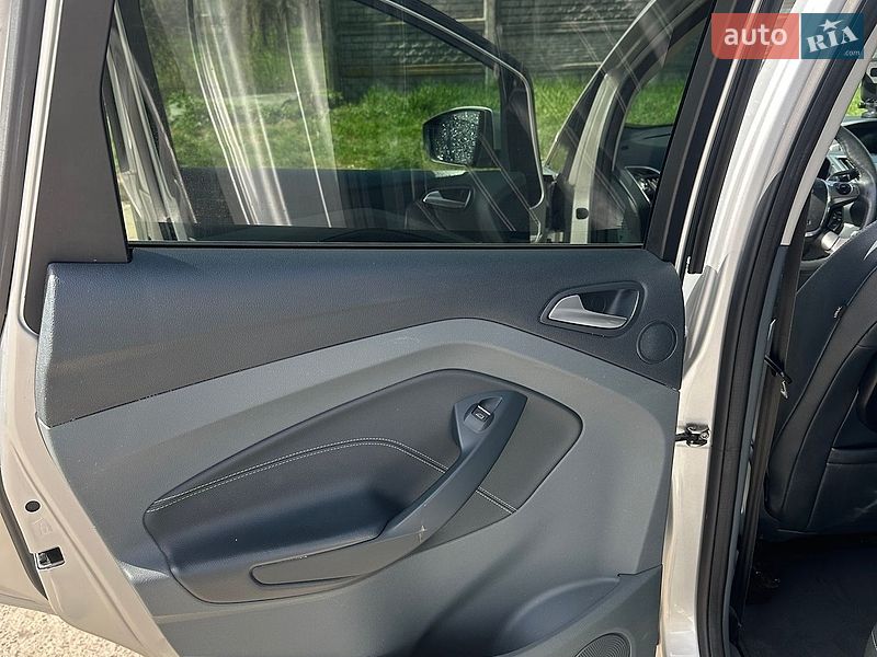 Минивэн Ford C-Max 2010 в Стрые