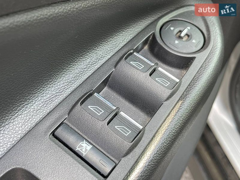 Мінівен Ford C-Max 2013 в Києві