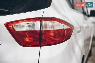 Минивэн Ford C-Max 2015 в Измаиле