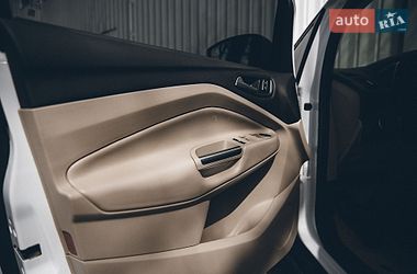 Минивэн Ford C-Max 2015 в Измаиле
