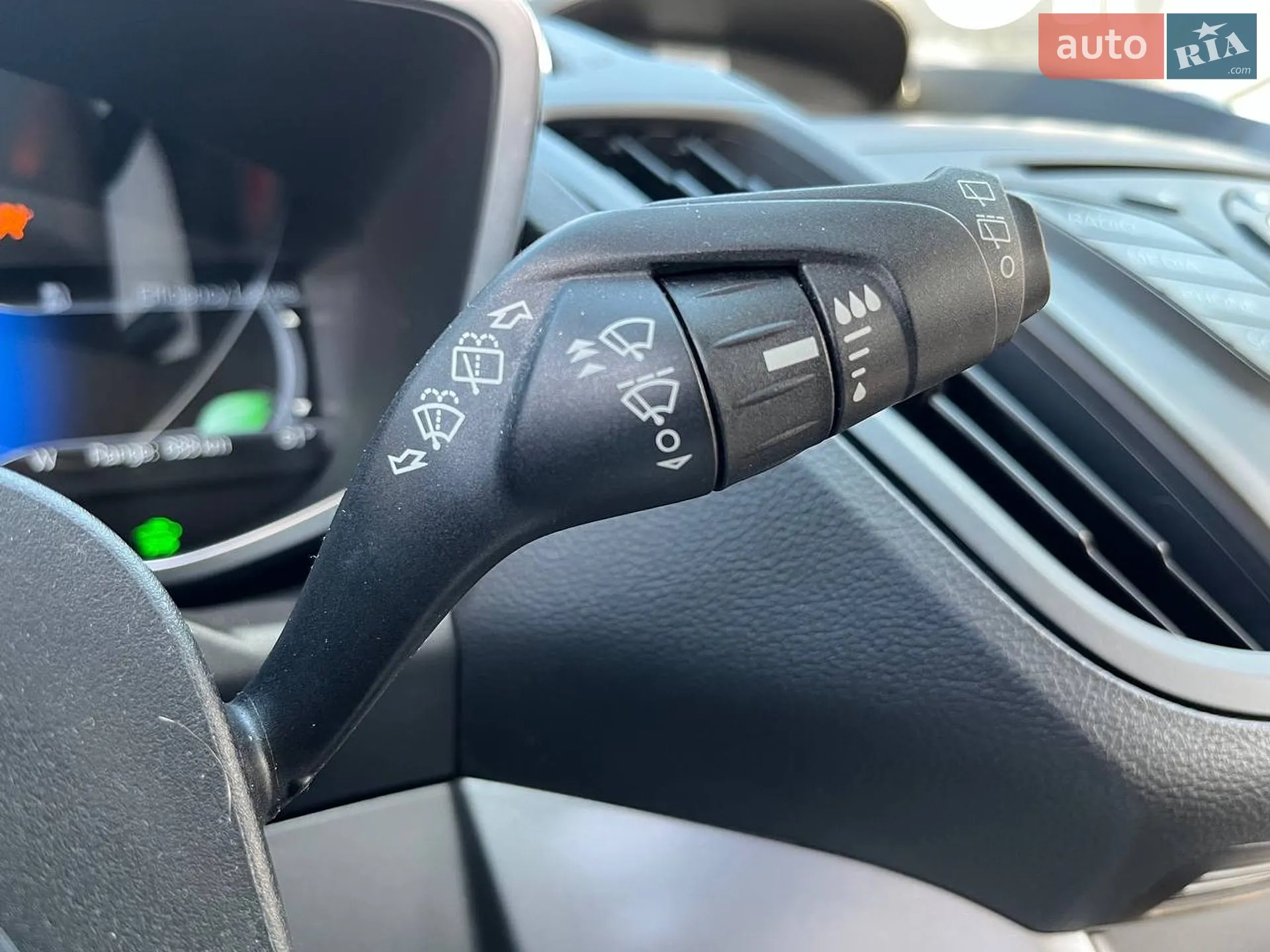 2016 Ford C-MAX - мініатюра 20