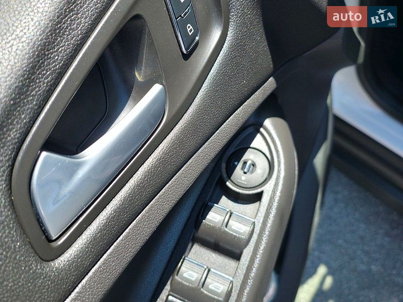 Минивэн Ford C-Max 2015 в Броварах
