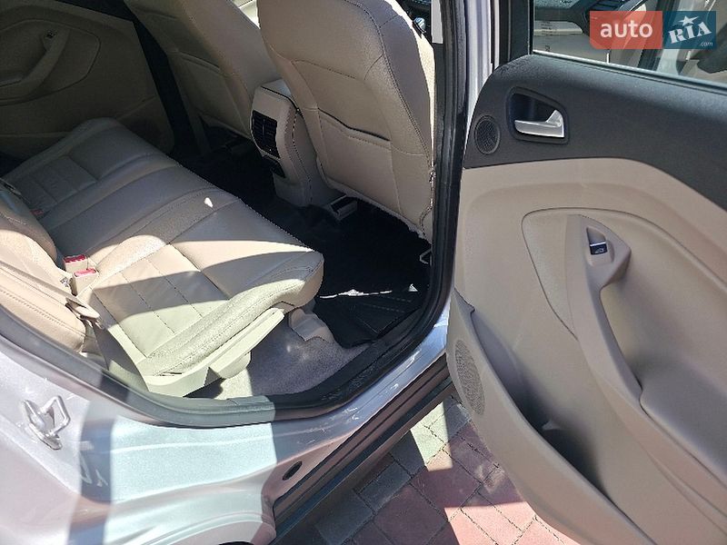 Мінівен Ford C-Max 2015 в Луцьку