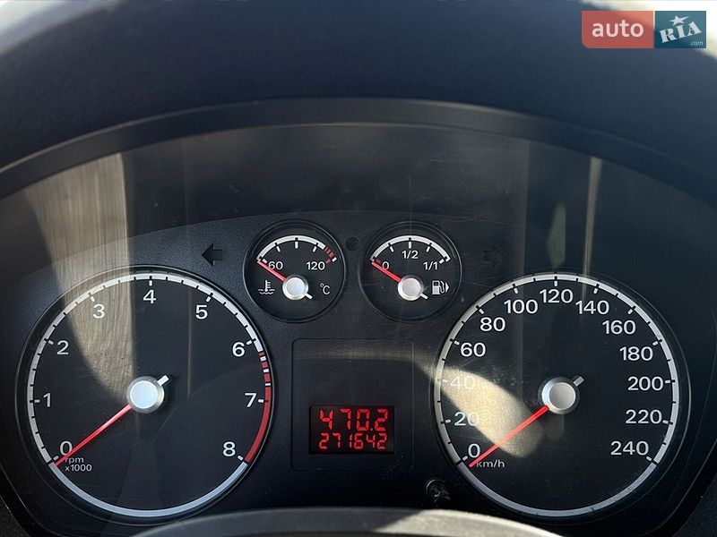 Минивэн Ford C-Max 2008 в Мукачево