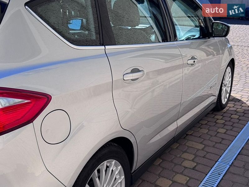 Минивэн Ford C-Max 2015 в Львове