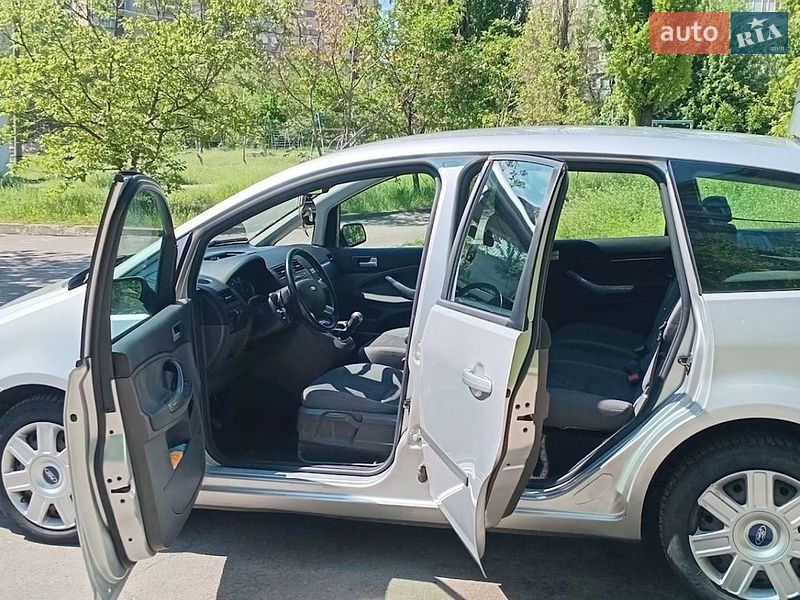 Минивэн Ford C-Max 2007 в Кривом Роге